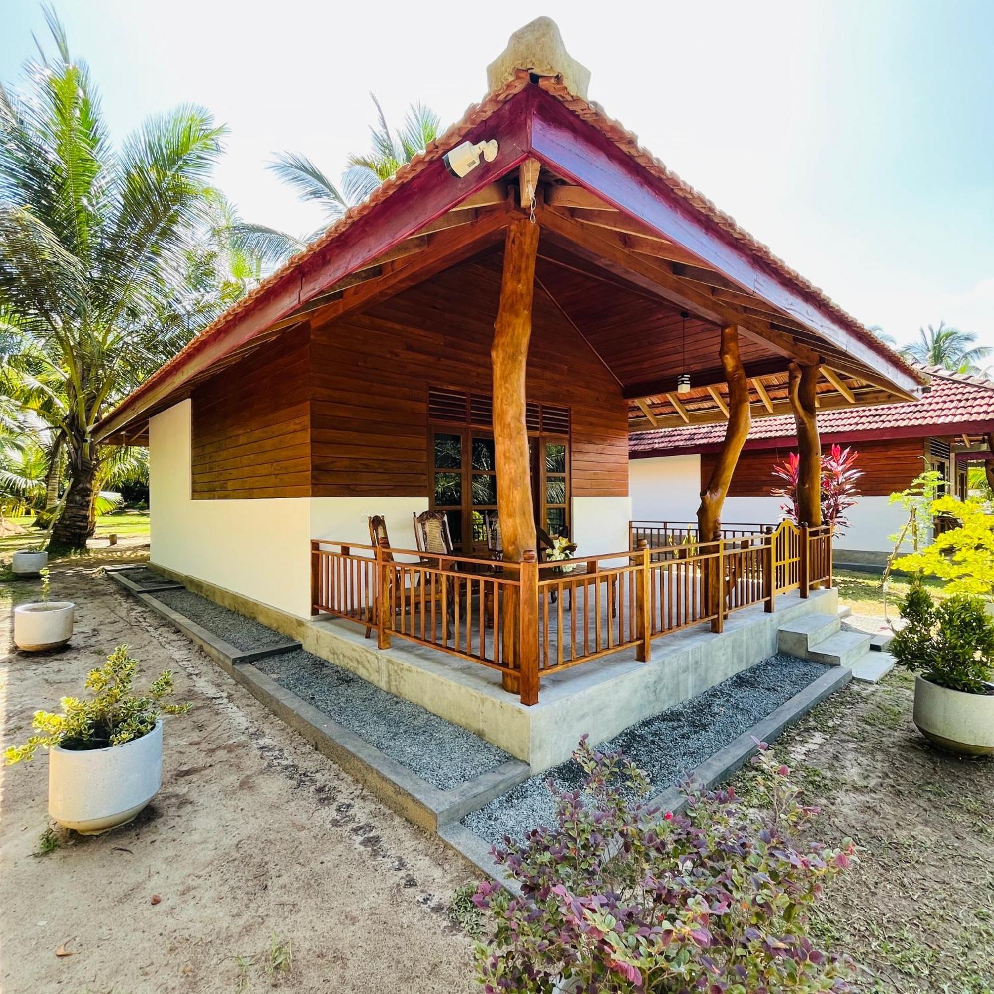 Hanguk Lanka Lagoon Villa Tangalle Exterior photo