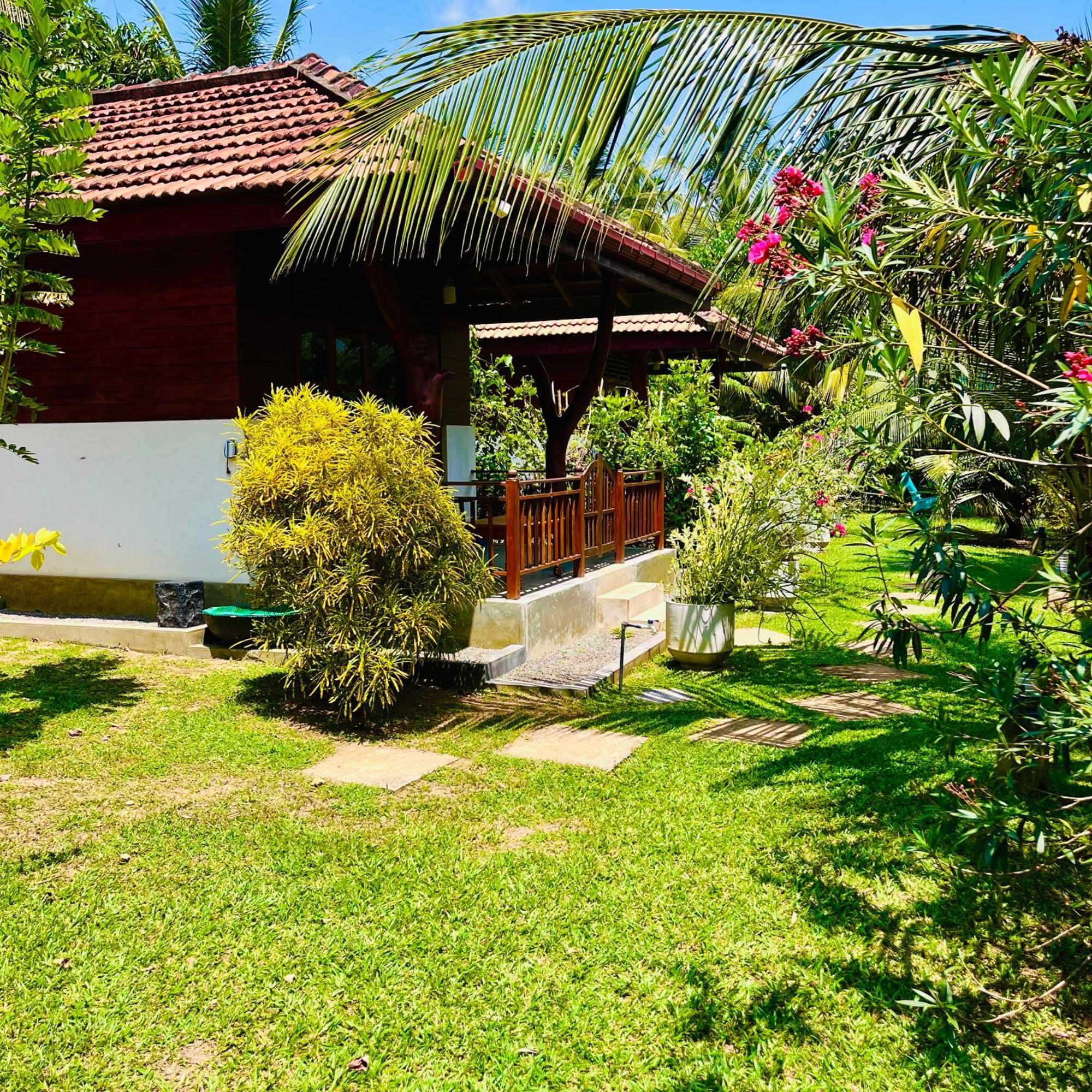 Hanguk Lanka Lagoon Villa Tangalle Exterior photo