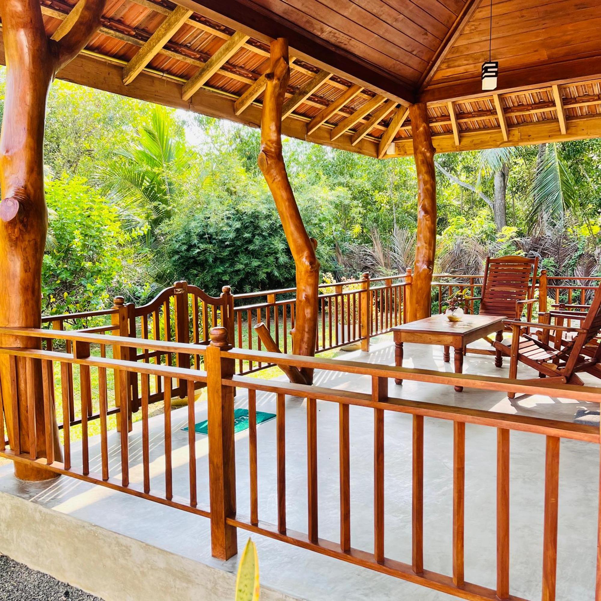 Hanguk Lanka Lagoon Villa Tangalle Exterior photo
